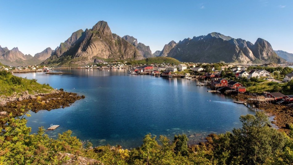 Reine Norwegen Urlaub Segeln